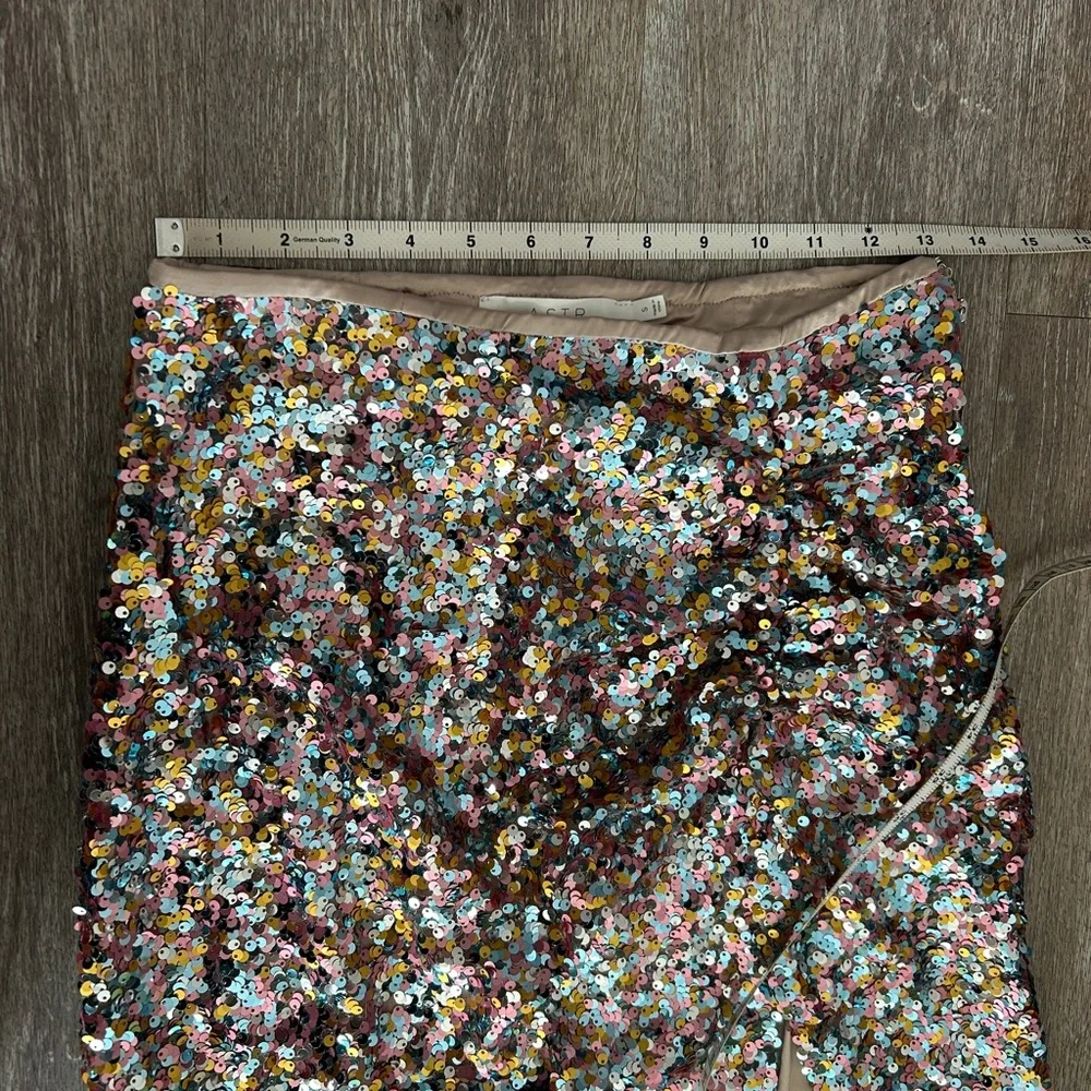 Astr Multicolor Sequin Pencil Skirt - Picture 10 of 10